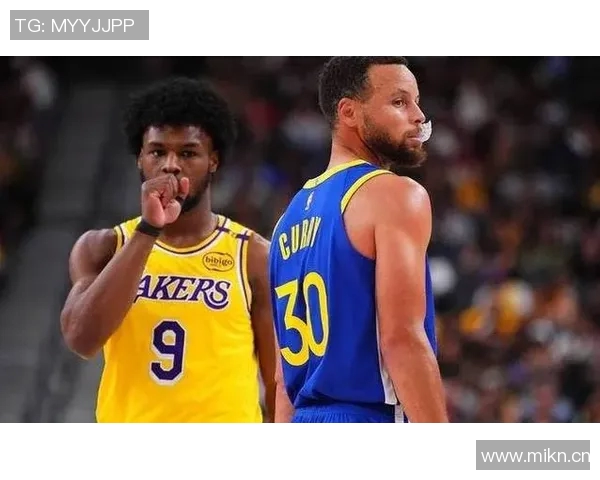 库里领衔勇士大胜湖人，再次证明实力不容忽视