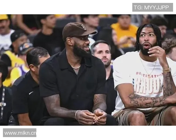 明尼苏达森林狼队选中年轻新秀,力图挽回NBA赛场颓势 明尼苏达森林狼队选中年轻新秀,力图挽回NBA赛场颓势