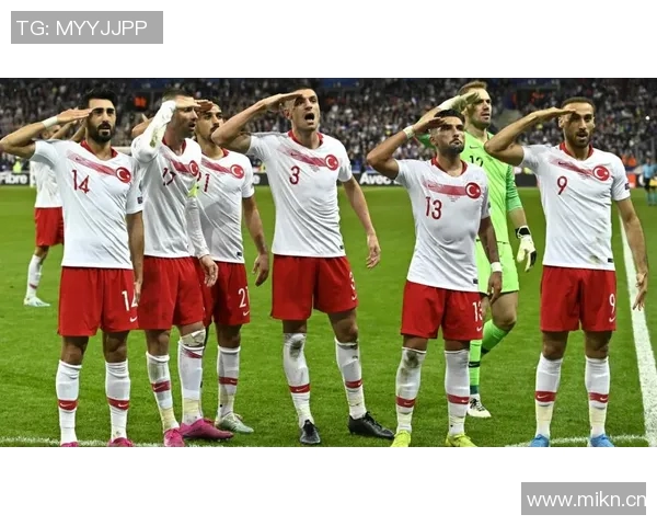 国际米兰继续巩固阵容，签下尤文图斯后卫迪里赫特