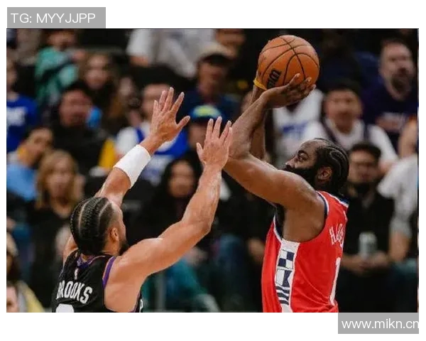 快船不敌太阳,连败终结:直击NBA赛场风云 快船不敌太阳,连败终结:直击NBA赛场风云