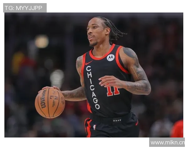 马刺球星德罗赞膝盖受伤,或将缺席数场比赛 马刺球星德罗赞膝盖受伤,或将缺席数场比赛